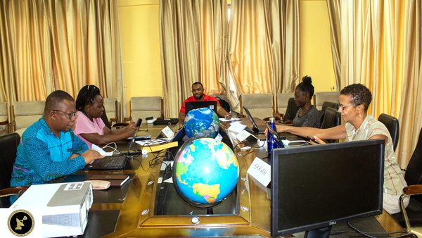 Day 2: Instructors workshop for the “Astronomy in Ghana” OAD project.